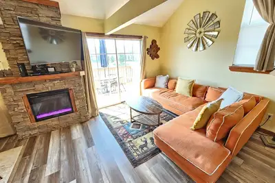 Image de Deer Mountain Branson Suite Overlooking Pointe Royale Golf Course in Branson!