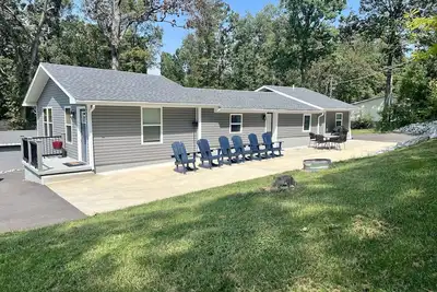 Image de New! 4Bed/ 2 Bath home near Moors Resort and Marina by Kentucky Lake