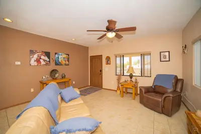 Image de Foothills Home