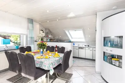 Image de Ferienwohnung Dachgeschoss mit Zwei Schlafzimmern