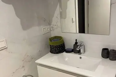 Image de Appartement neuf centre ville piscine garage