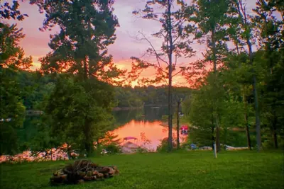 Image de 2 bdrm/1 bath lakefront home on Rough River Lake