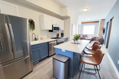 Image de Stay Lincoln Park 2 | Craft District Condo