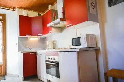 Image de À 230m des pistes de ski, 2ème étage, parking, télévision, casier à ski, 25m², Valloire