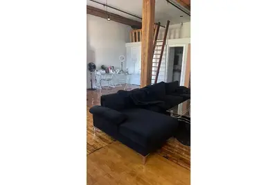 Image de Urban Chic loft, located in (New Center) Midtown.