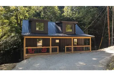 Image de 2-Bed Cabin Hot Tub WiFi Firepit Red River Gorge Lake Wolfe county