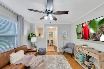 Image de Ath - Marietta - 2br - Ranch -Fenced  (woods)