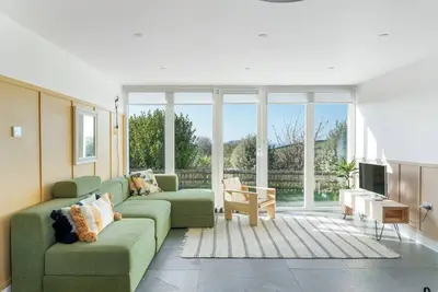 Image de Beach Life, Cabin-Vibes. Ocean views nr Bude