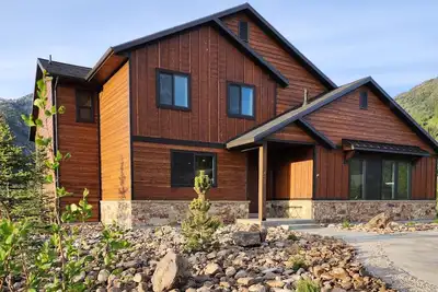 Image de New home in the heart of Alpine!