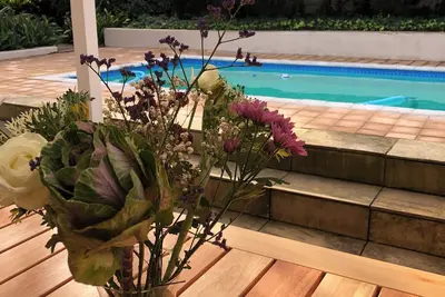 Image de Stylish & Cozy House - 5min from the beach!