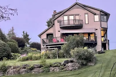 Image de Spacious Villa with Beautiful Views and Great Energy! ! !