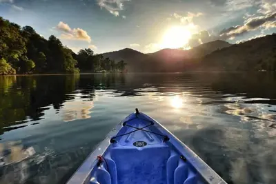 Image de Nature Retreat on Beautiful Nantahala Lake (Private Dock)