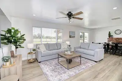 Image de Country Property, W&D, Open Concept, Pet Friendly