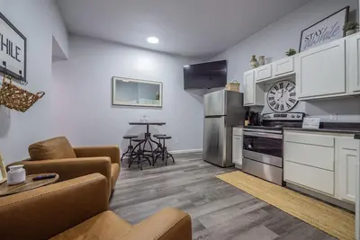 Image de Bunkhouse on the Square-Pet Friendly!