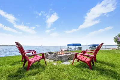 Image de 30 Night Rental - Quaint Country Charm 45 Minutes from Toronto