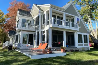 Image de Chesapeake Paradise Lite 4+br3ba Peaceful Watrfrnt