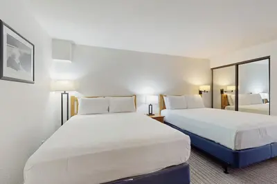 Image de Main Street room - pool & hot tub - walk to lifts, dog-friendly, 2nd floor