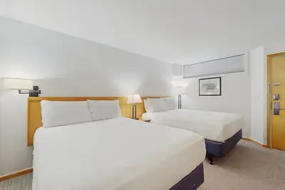 Image de Main Street room - pool & hot tub - walk to lifts, dog-friendly, garden-level