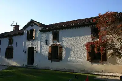 Image de Domaine aux Pyrénées avec piscine et golf