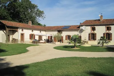 Image de Maison dans les Pyrénées avec Piscine
