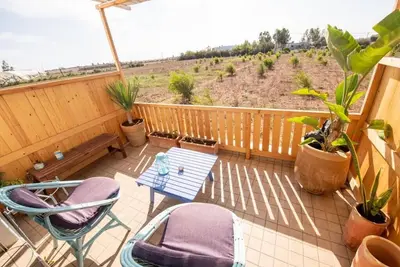Image de villa moderne avec piscine en pleine campagne Ă 40 min de Casablanca