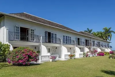 Image de Mirador, Tryall Club in Montego Bay by Personal Villas - Offers Panoramic Views