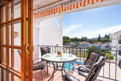 Image de Lovely Apt with Pool by Costarentals - Ref 07