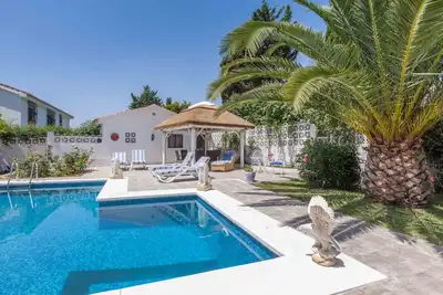 Image de Stunning Los Boliches Villa with private pool by Costarentals - Ref 30