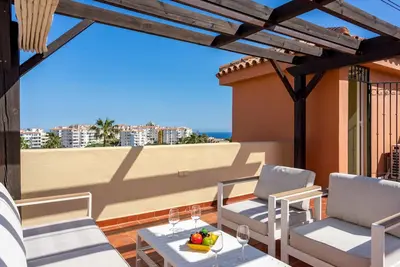 Image de Bright terrace in Riviera del Sol by Costarentals - Ref 167