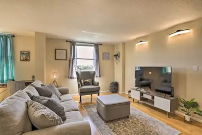 Image de Convenient Clearwater Condo < 4 Mi to Beach!