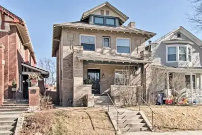 Image de New! Walker's Paradise Apartment in Congress Park