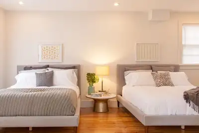 Image de Lovely Charleston Oasis in Heart of Downtown