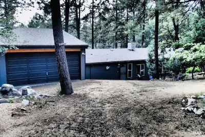 Image de Cozy Rustic Cabin in the Arizona National Forest (Pet-Friendly! )