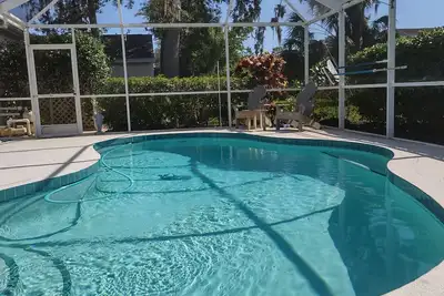 Image de Private pool Getaway  close to Anna Maria Island!
