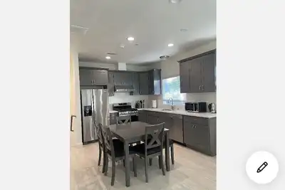 Image de Cozy 3br\/3bd near Disneyland, Knotts and beaches