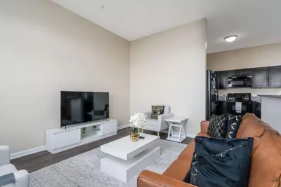 Image de Lovely 3bd 3ba Downtown Indy