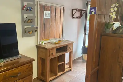 Logement entier: suite avec entrée indépendante