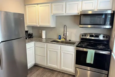 Image de Carter #1, Two bedroom unit near Xavier, Downtown