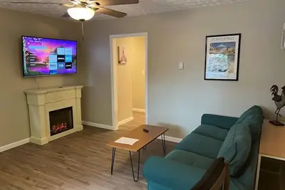 Image de Carter #6, Two Bedroom Apartment near Xavier