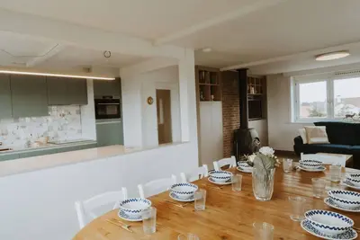Image de Confortable appartement pour 8 personnes avec Wifi et parking