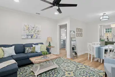 Image de Cozy Cottage near Downtown Laurel!