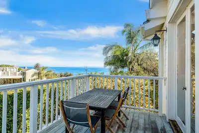 Image de Beach villa with ocean views, internet & washer/dryer - snowbird-friendly