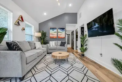 Image de Harmony House, Sleeps 8