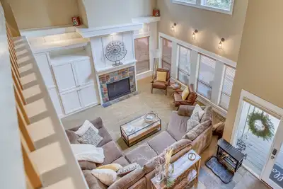 Image de Ski racks, 10 min to Downtown/Mt. Bachelor Fast Track, Community Hot Tub.