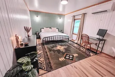 Image de [New! ] Nada Tunnel - Valley Views + Pet Friendly!