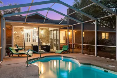 Image de Pet-Friendly Home with Heated Pool-20 Min to Beach