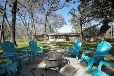 Image de Charming 3-Bdr East Austin Retreat with Spacious Backyard