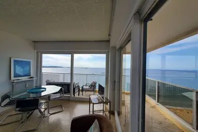 Image de Frejus Plage Tour Méditerranée 10e Etage T2 Vue mer 180° Parking