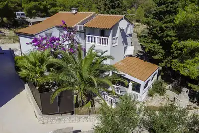 Image de Villa Klara 50 metara od plaže, uvala Osibova, Milna, Brač, Dalmacija