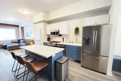Image de Stay Lincoln Park 3 | Craft District Condo